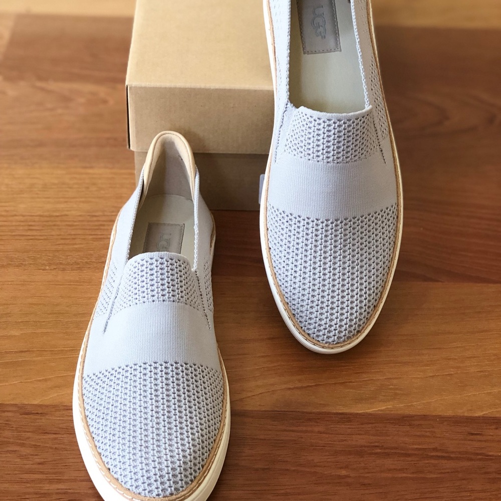 NIB UGG w Sammy shoes size women 11
